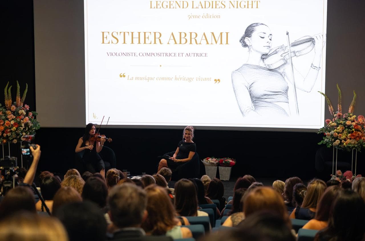 Esther Abrami, violoniste, en concert lors de la Legend Ladies Night 2026